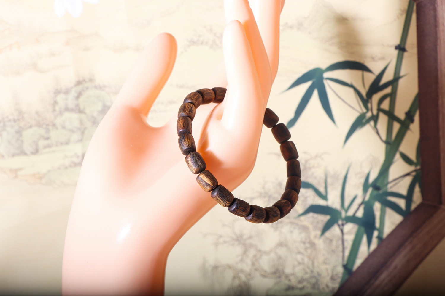 海南沉香手串树心料0.7cm_3.jpeg